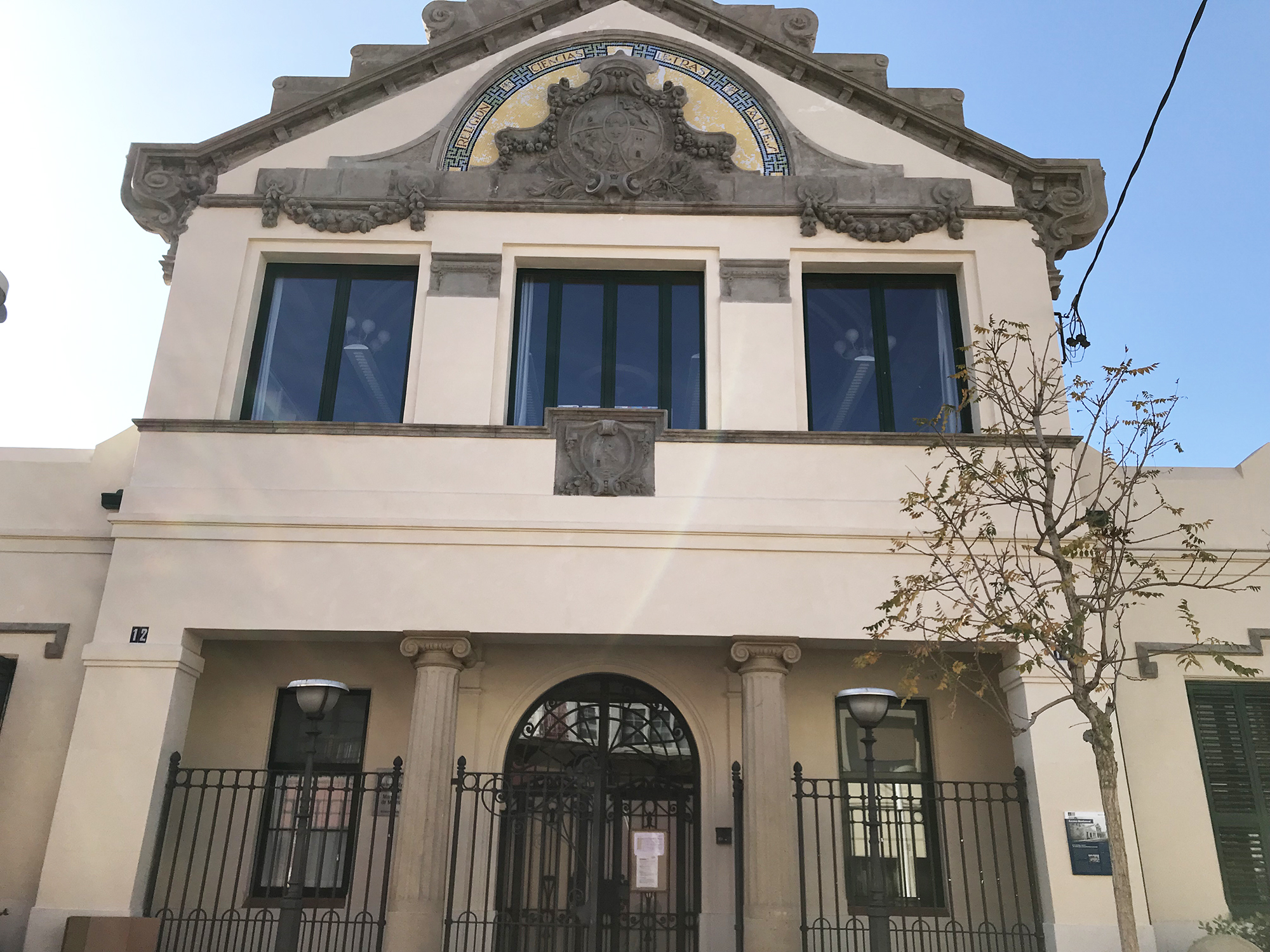 Escola Mare de Déu de Montserrat