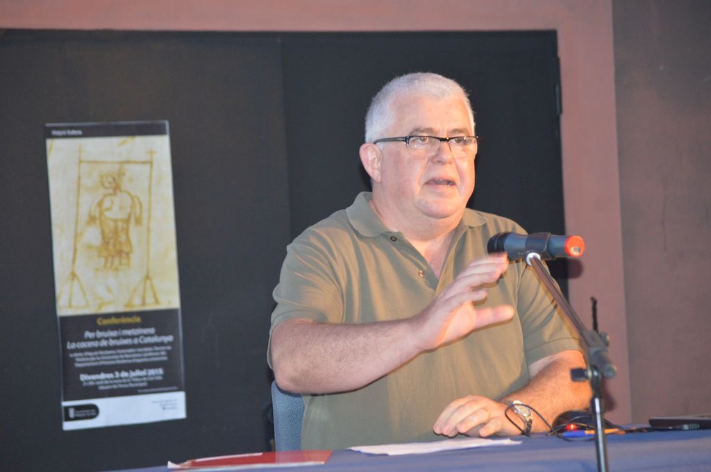 L'historiador Agustí Alcoberro desmunta tòpics sobre la bruixeria 