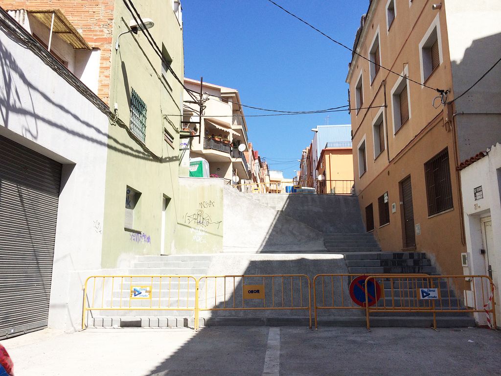 Comencen les obres de remodelació del carrer Paula Delpuig i escales del Bonavista