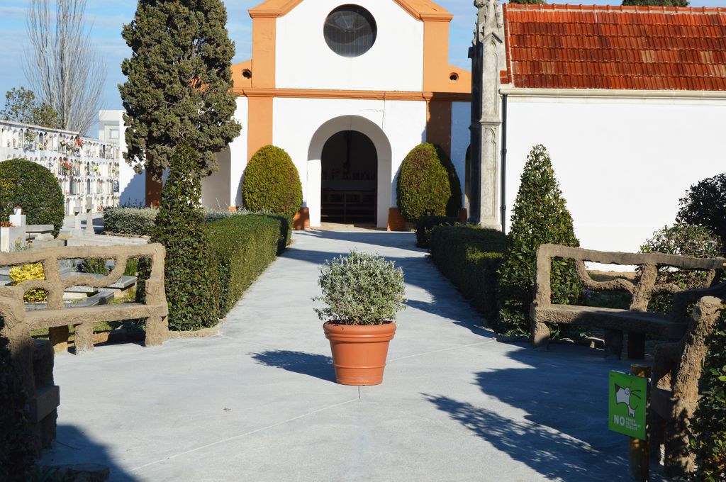 Horari del cementiri, demà i dimecres