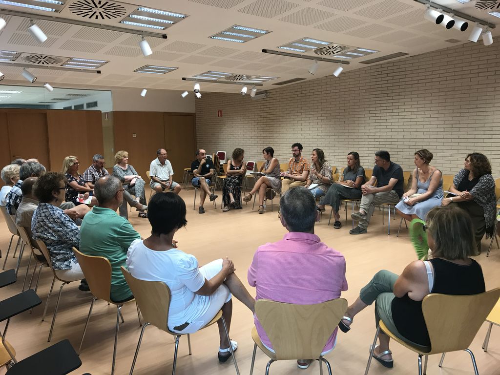 Els ocupes del carrer Sant Isidre i les càmeres de vigilància, preocupacions dels veïns del centre