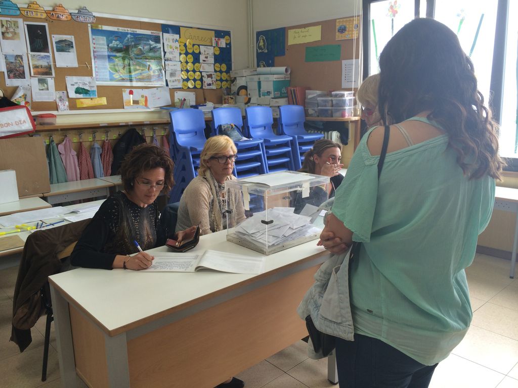 Participació del 44,38% a les 18 h