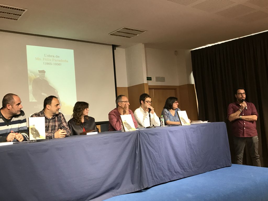L'obra de mossèn Fèlix Paradeda recollida en un llibre, que apropa els seus textos al lector 