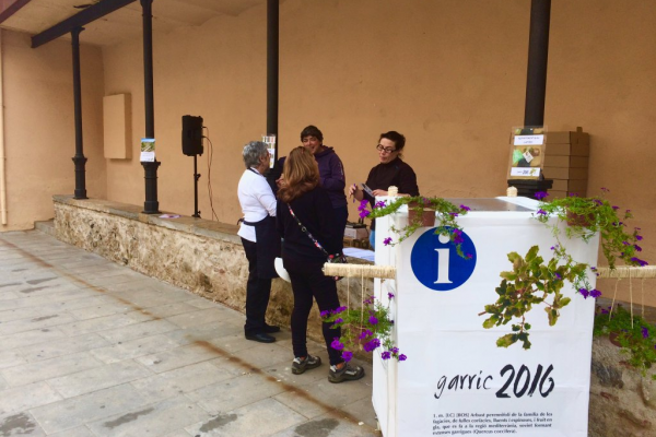 Comencen a repartir els lots per fer les catifes de corpus del projecte Garric 