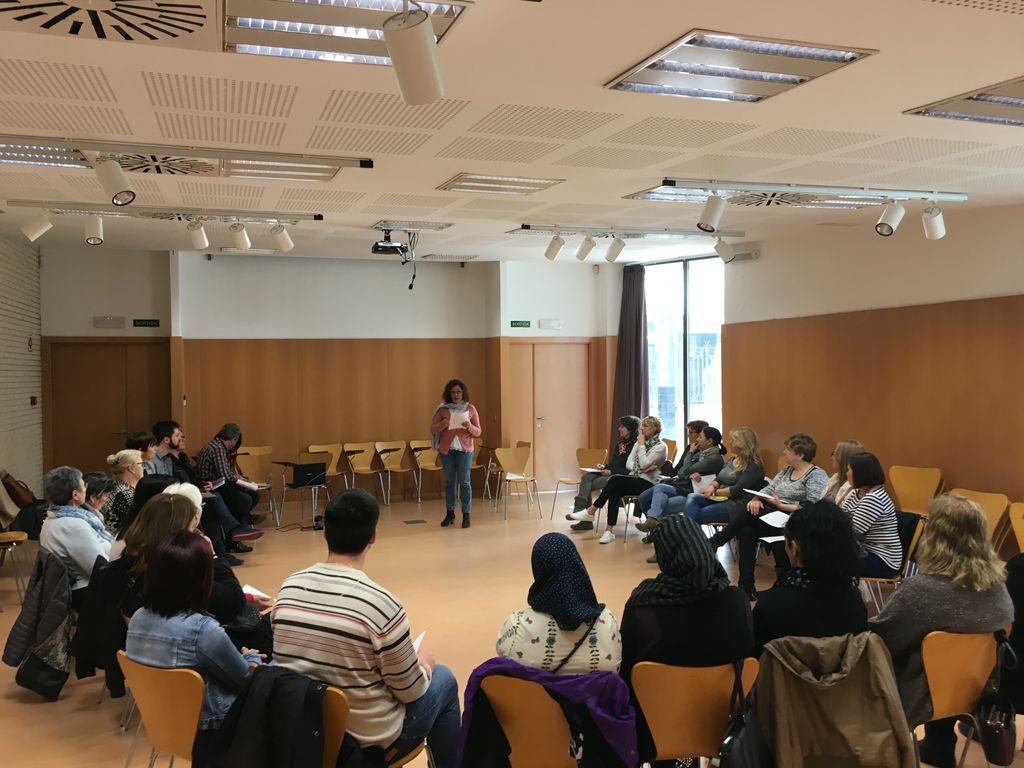 Malgrat celebra el Dia Internacional de les Dones amb la lectura del manifest reivindicatiu i un taller 