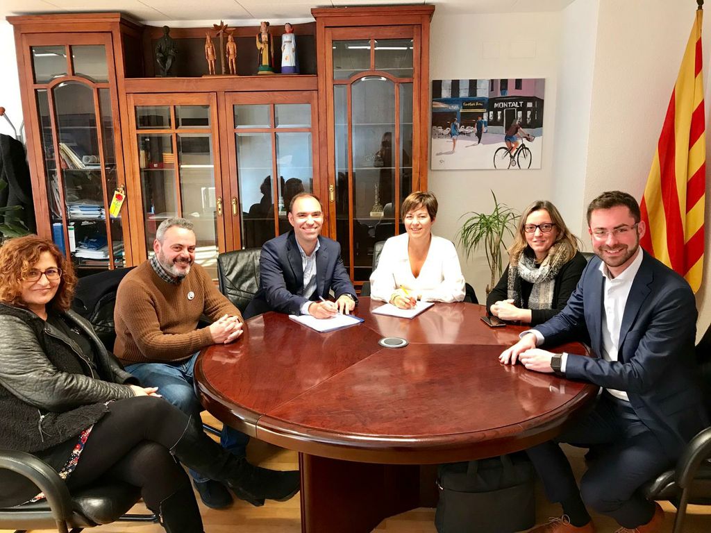 Crida a fer de voluntari per a les parelles lingüístiques 