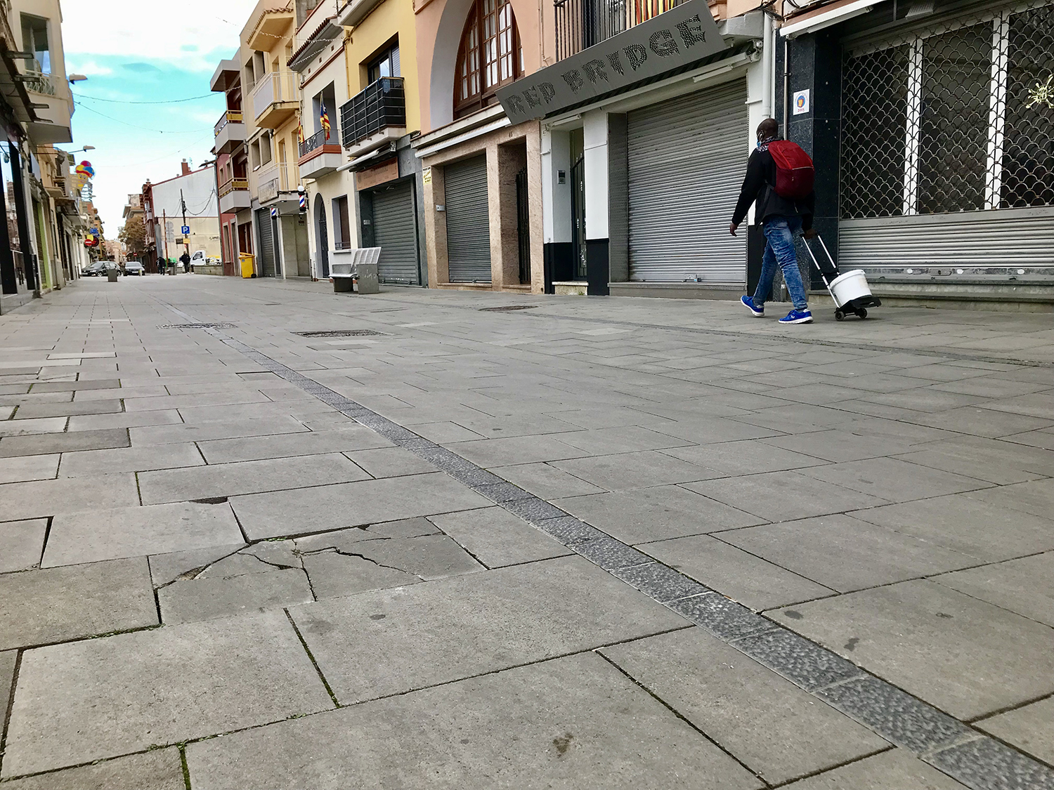 Una imatge del carrer de Sant Esteve aquest matí. Foto: AjMalgrat.