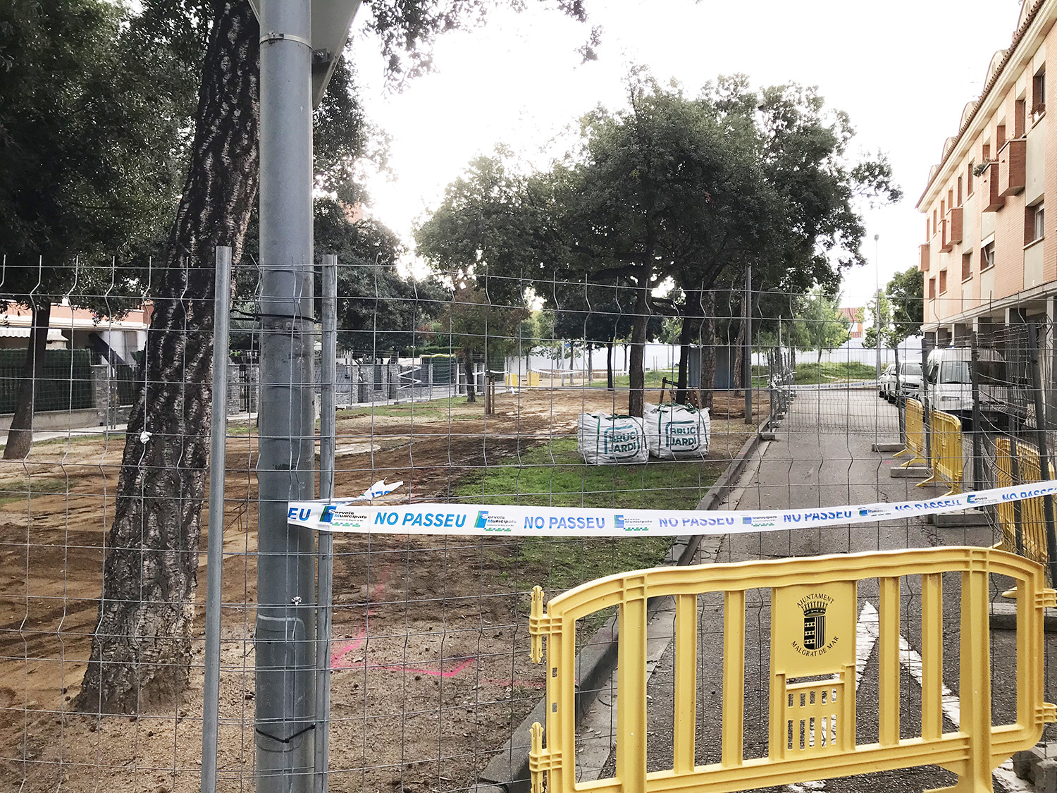 Comencen les obres de remodelació de la placeta del passatge de Rigoberta Menchú