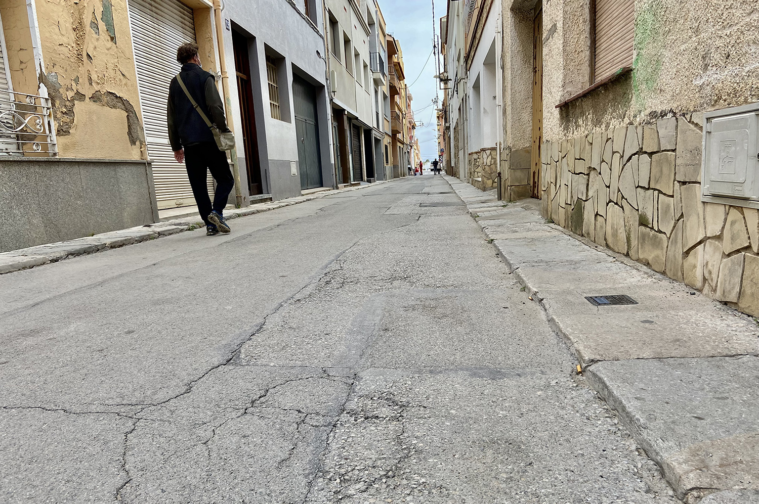 Imatge del carrer del Caporal Fradera aquest matí. Foto. AjMalgrat. 