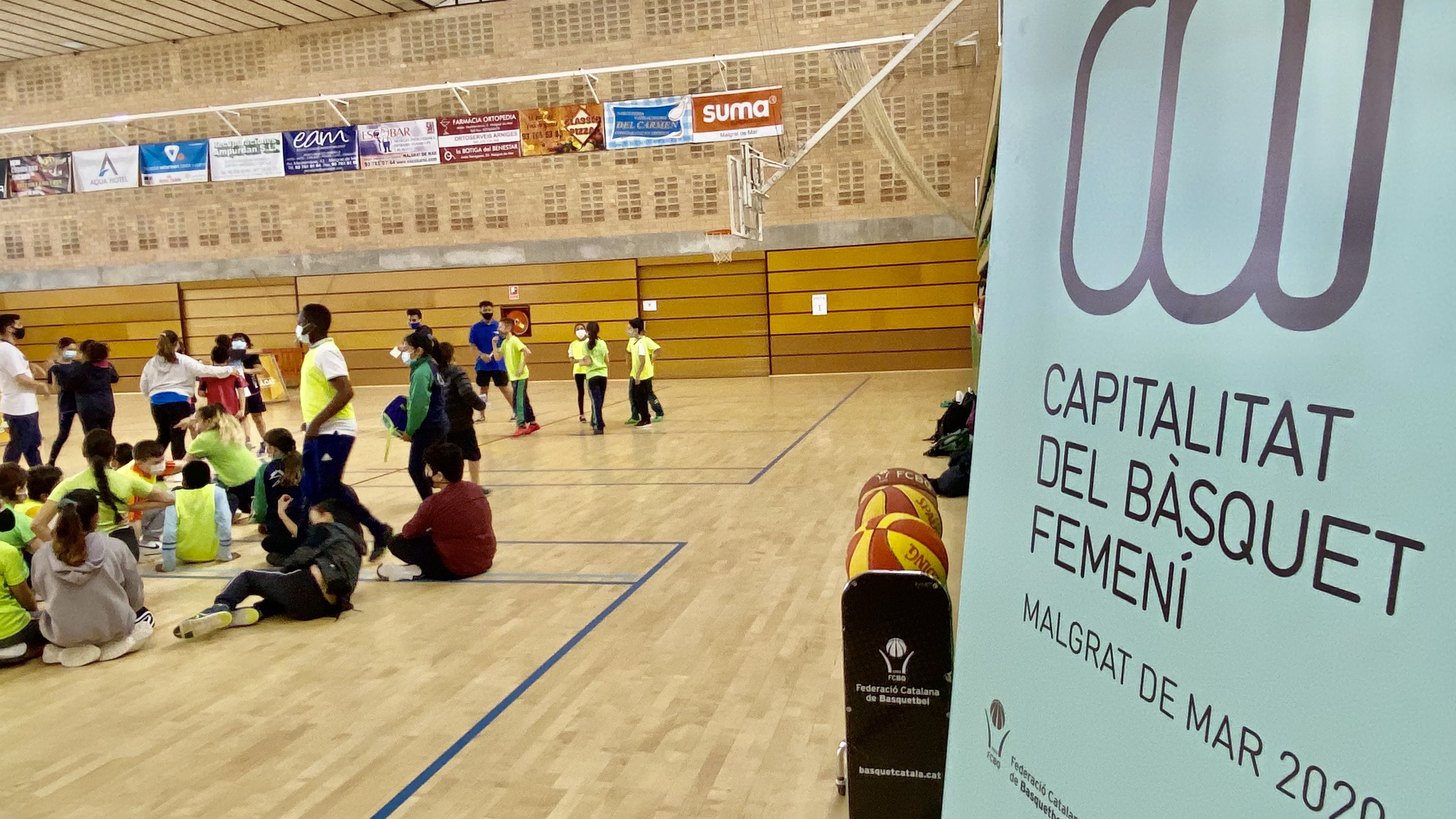 120 nenes i nens han participat avui en un 3X3 escolar dins els actes de la Capitalitat del Bàsquet Femení