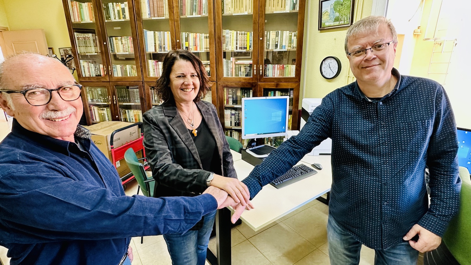 L'Ajuntament cedeix un ordinador i una impressora a l'Associació de Jubilats