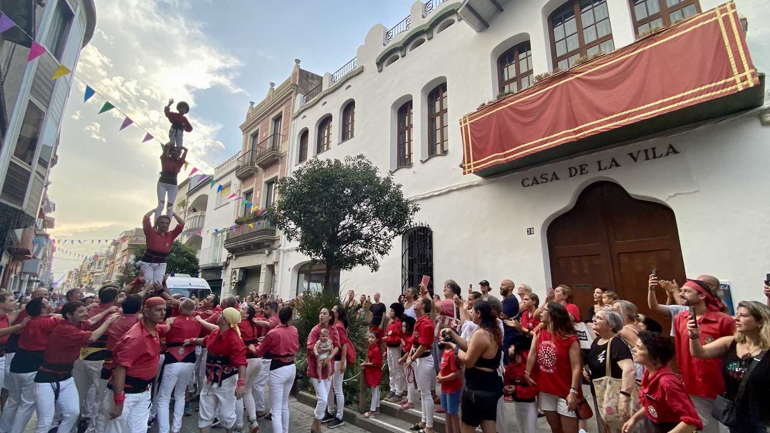 MalgrART: Diada castellera