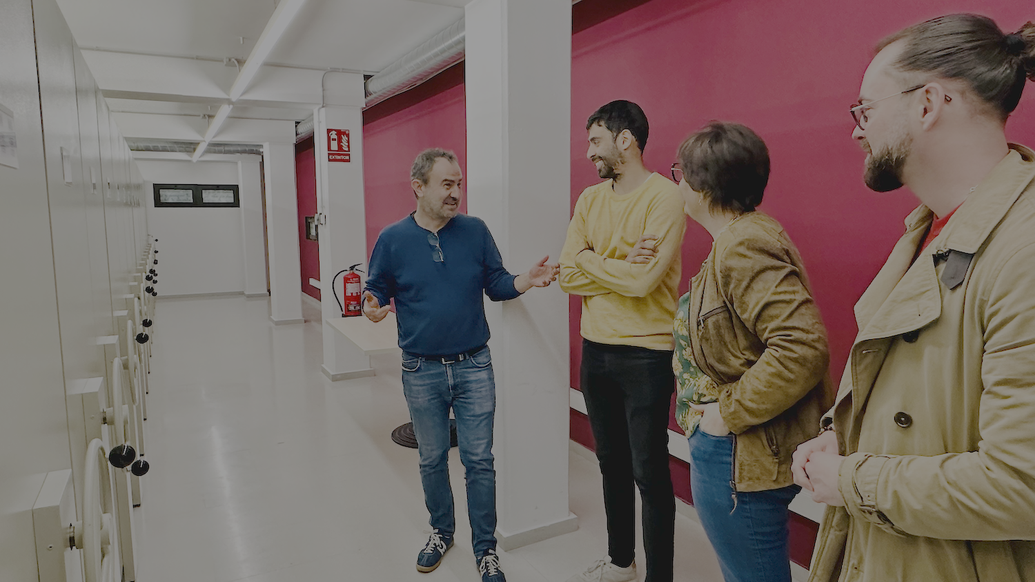 Cultura de la Generalitat s'interessa per ajudar a donar visibilitat al fons Fèlix Cardona 