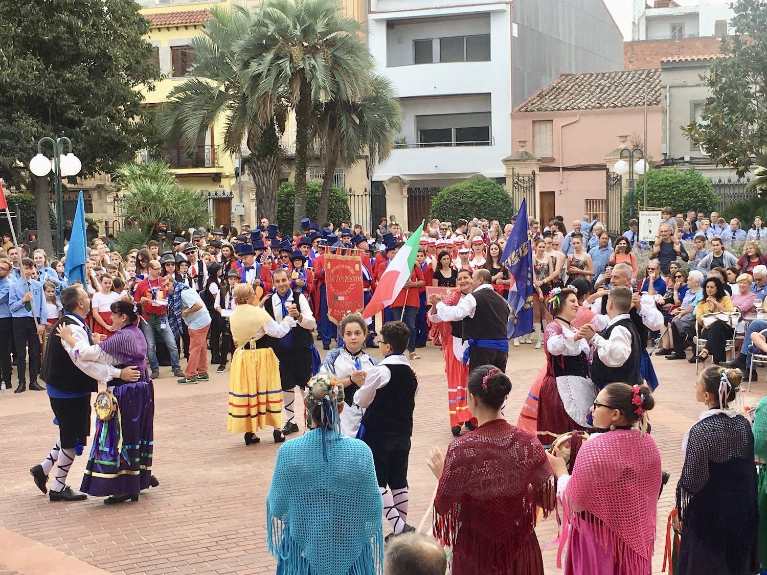 Festival Internacional de Bandes de Música i Folk: Exhibició i concert