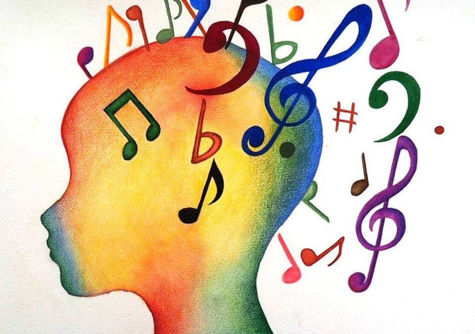Sessions de musicoteràpia per a les persones de les residències geriàtriques