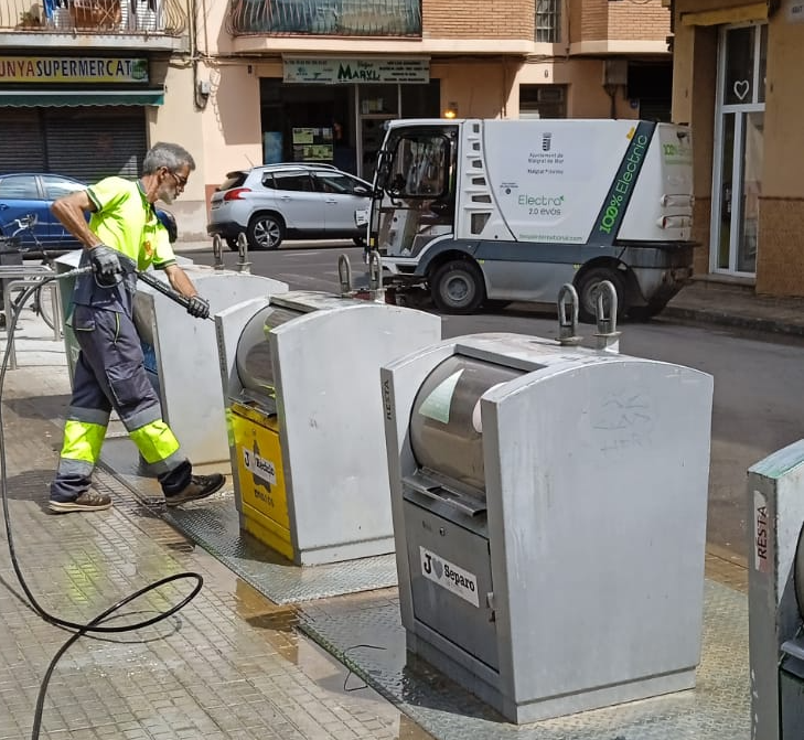 L'Ajuntament reforça la neteja amb una campanya intensiva a tots els carrers